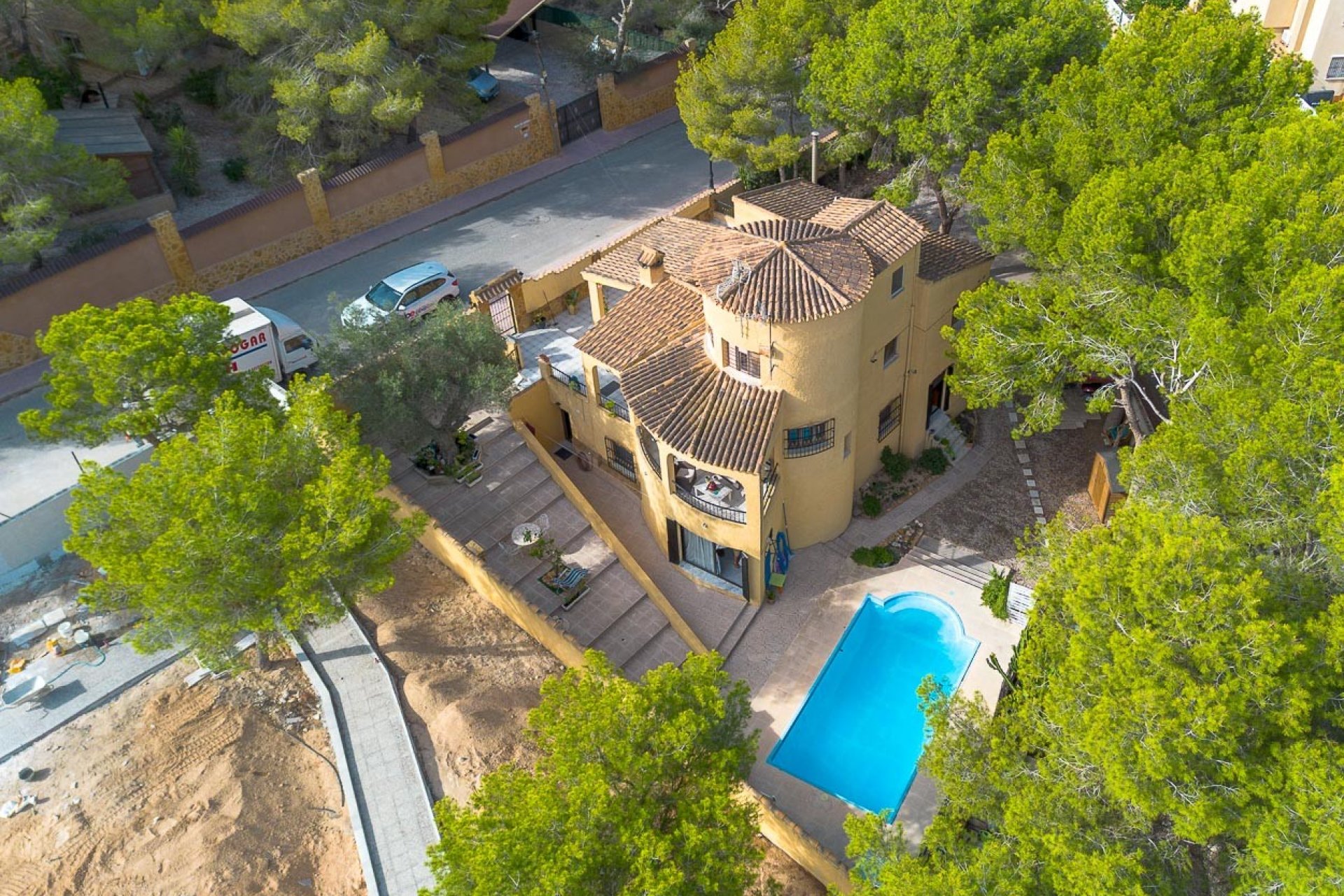 Återförsäljning - Villa -
Villamartín - Las Filipinas