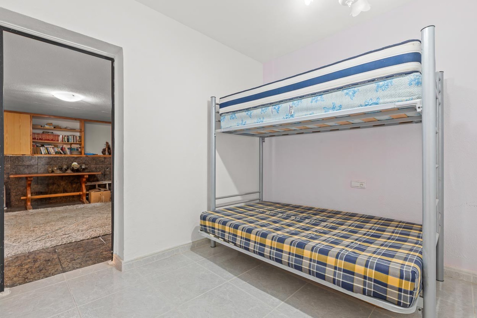 Återförsäljning - Villa -
Villamartín - Las Filipinas