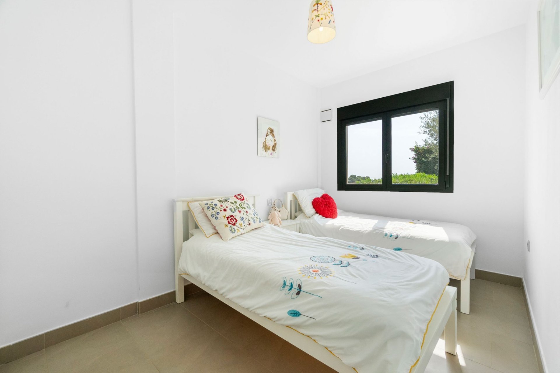 Återförsäljning - Villa -
Villamartín - Los Dolses