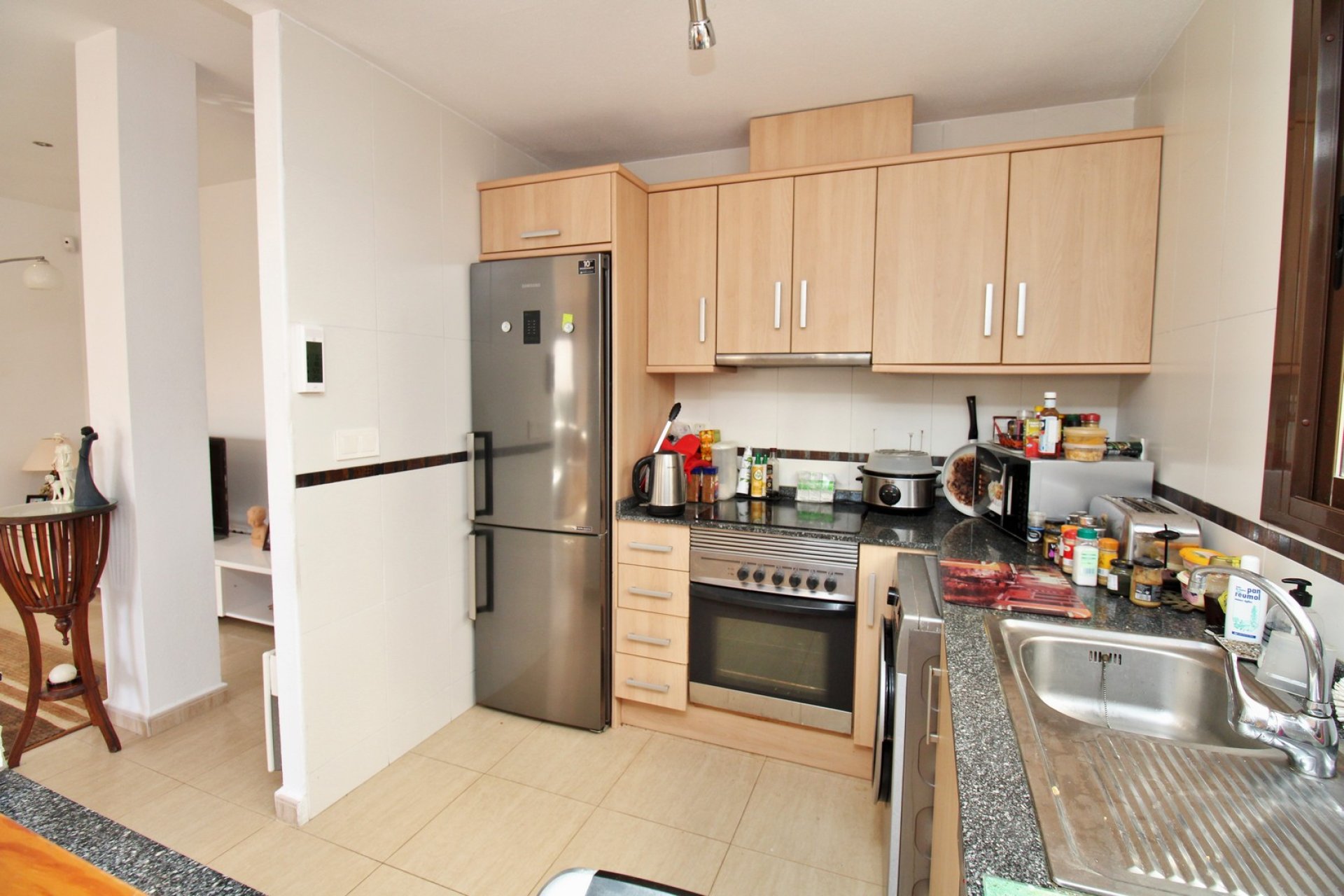 Återförsäljning - Villa -
Villamartín - Pau 8