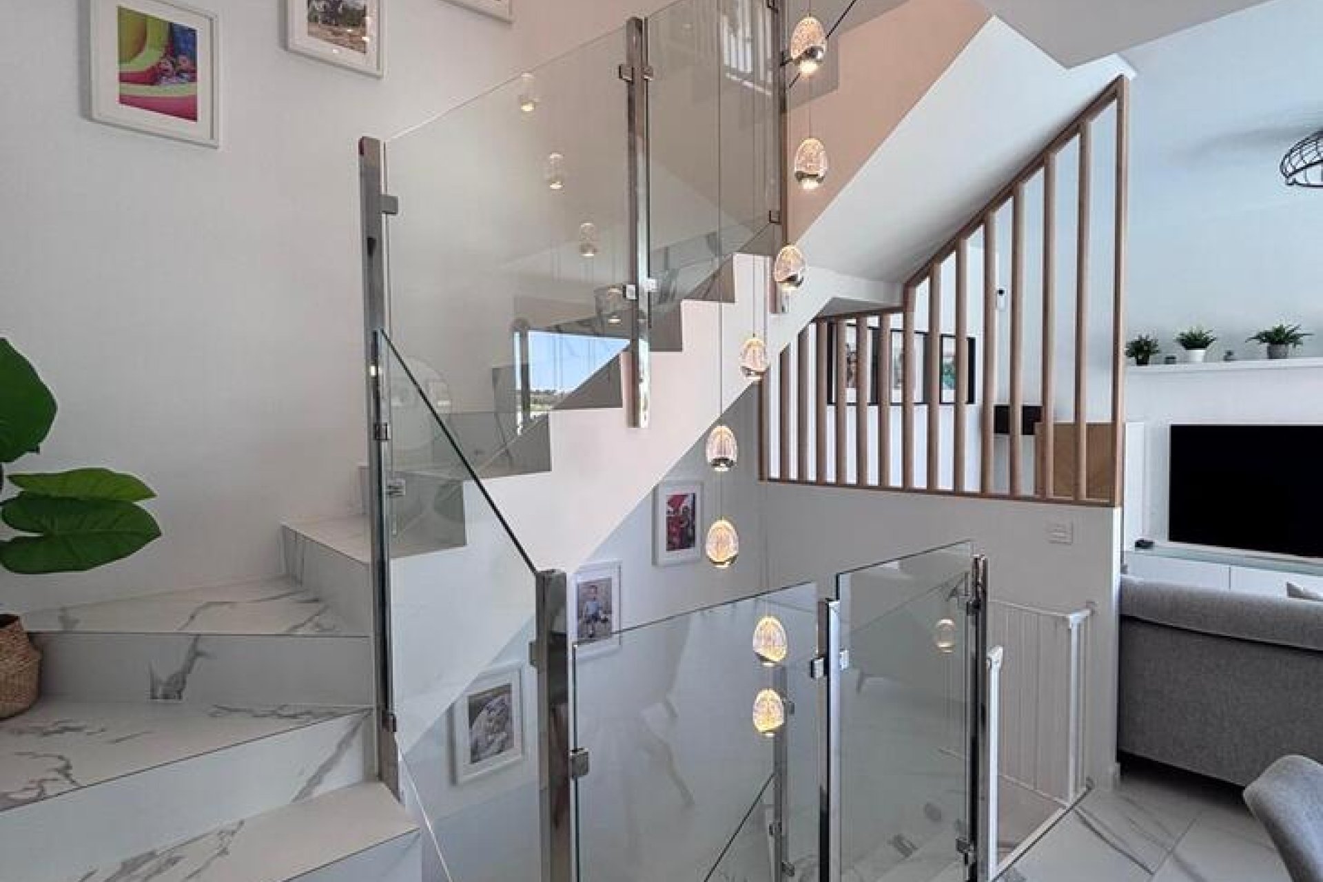 Återförsäljning - Villa -
Villamartín - PAU 8