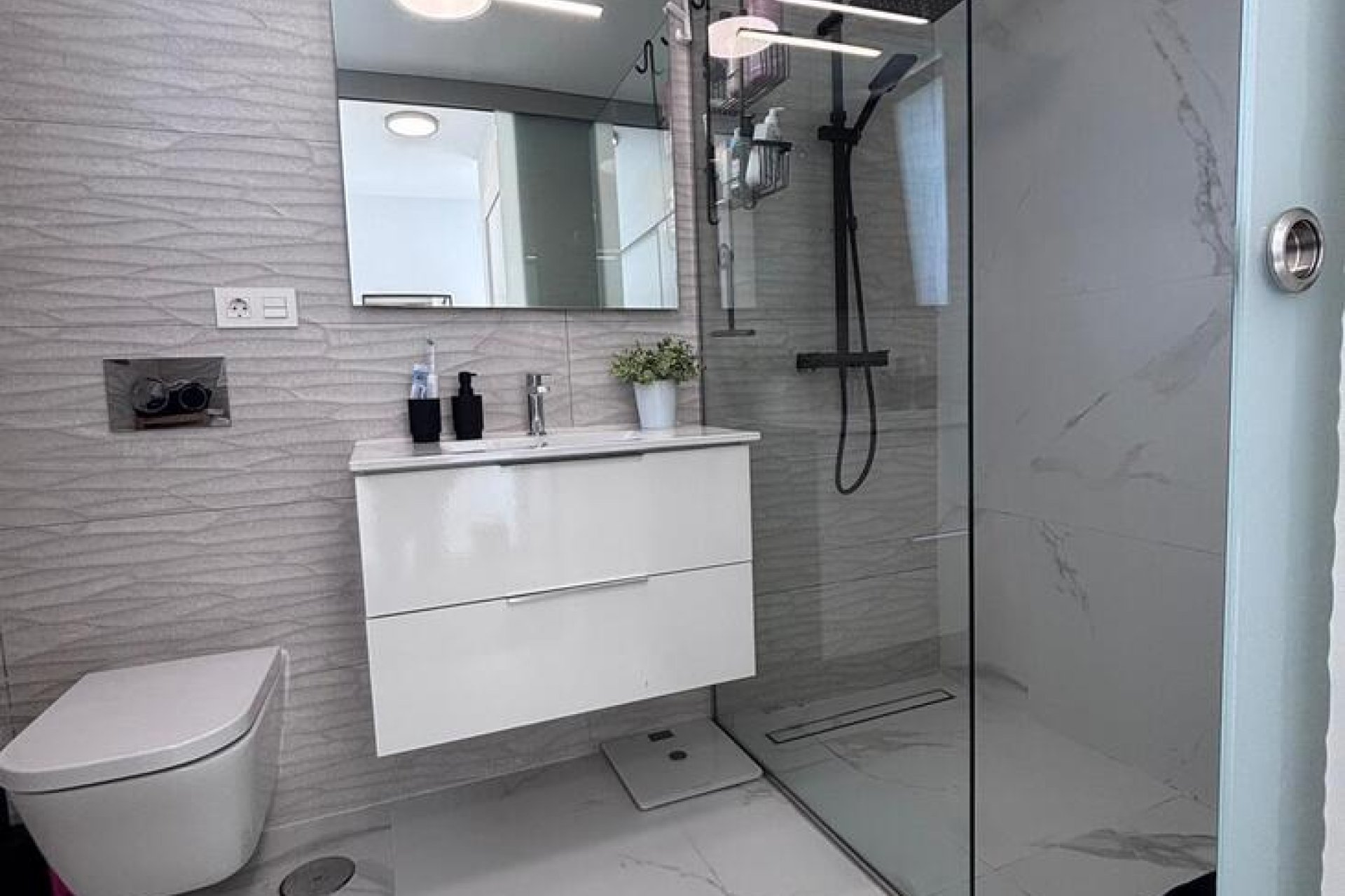 Återförsäljning - Villa -
Villamartín - PAU 8