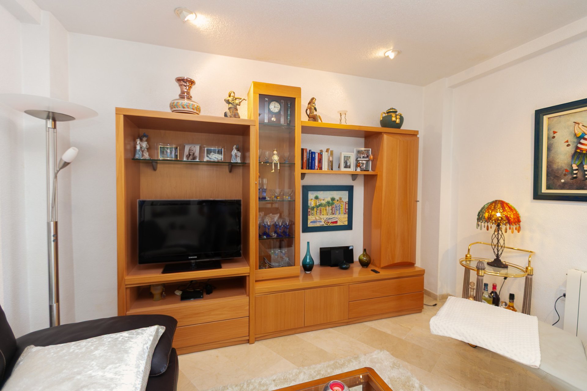 Återförsäljning - Villa -
Villamartín - Rioja