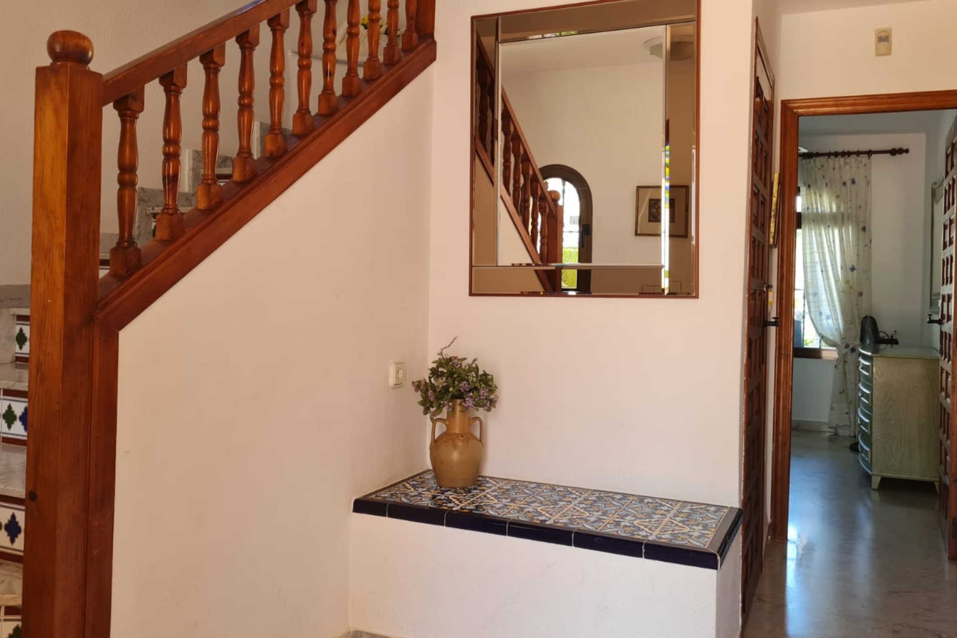 Återförsäljning - Villa -
Villamartín - Villamartin