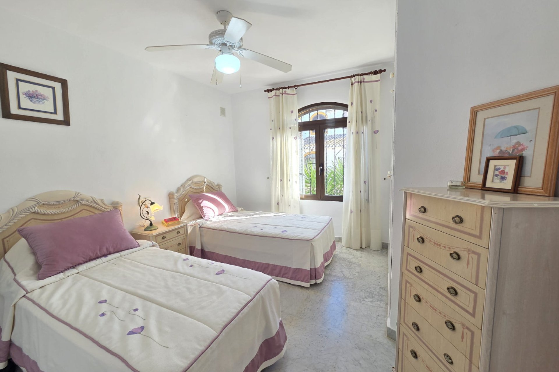 Återförsäljning - Villa -
Villamartín - Villamartin