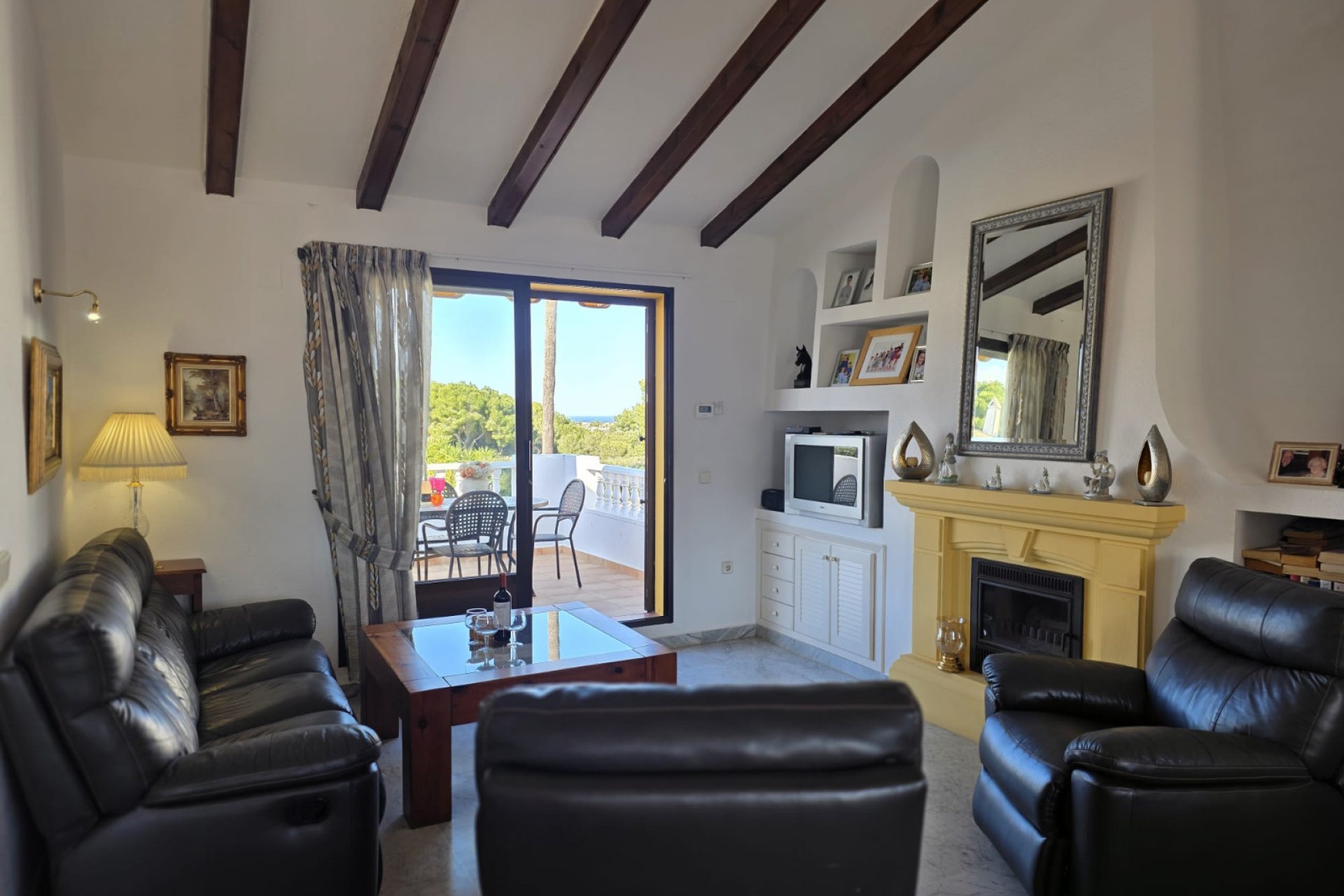 Återförsäljning - Villa -
Villamartín - Villamartin
