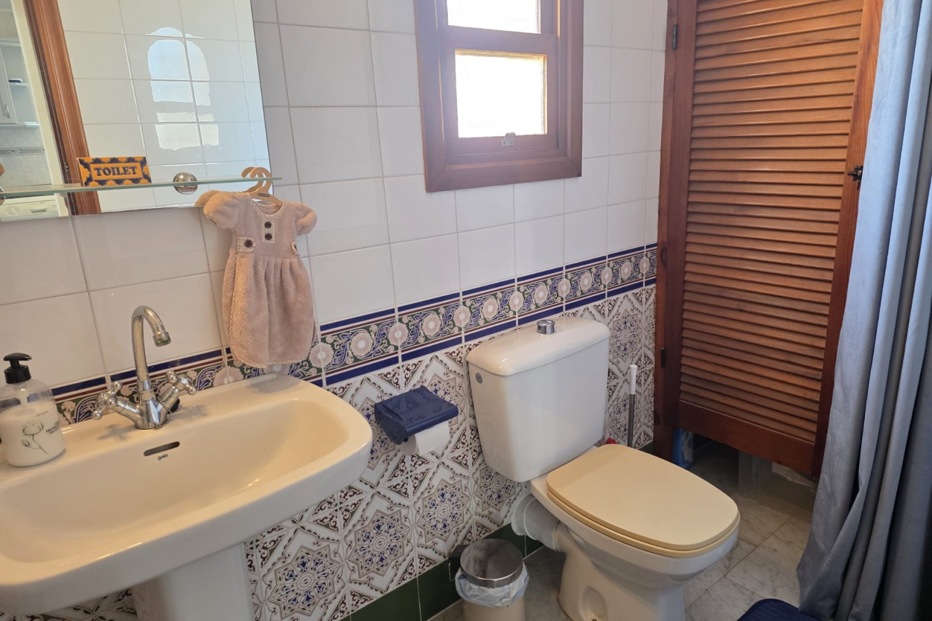 Återförsäljning - Villa -
Villamartín - Villamartin