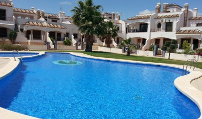 Duplex / Two-storey apartment - Resale - Orihuela Costa -
                Villamartin