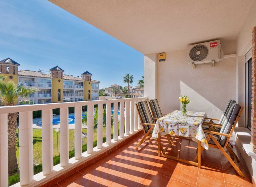 Herverkoop - Apartment Penthouse -
Villamartín - Pinada Golf 1