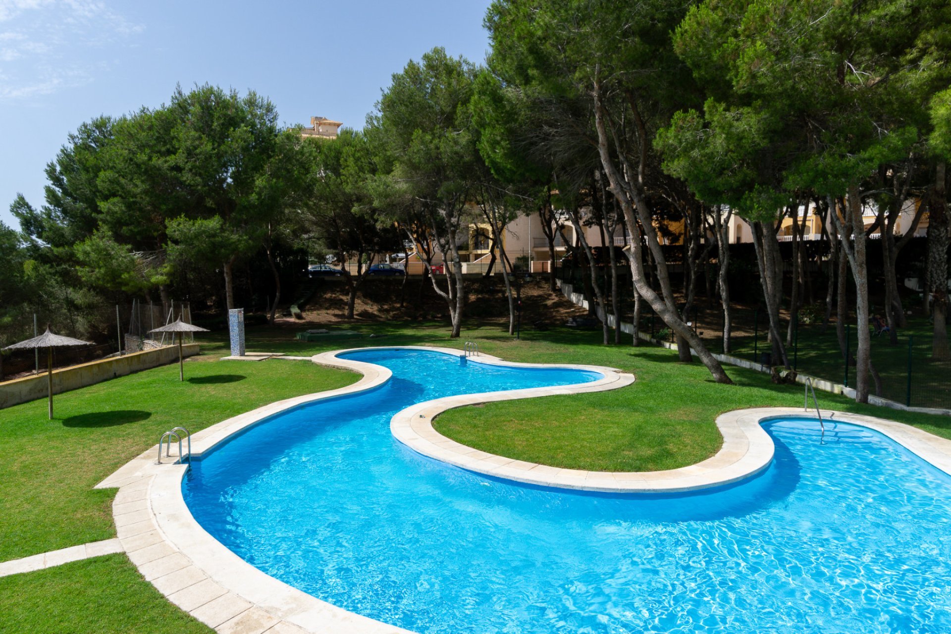 Herverkoop - Appartement / flat -
Campoamor - Campoamor beach