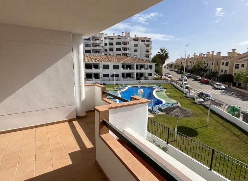 Herverkoop - Appartement / flat -
Campoamor