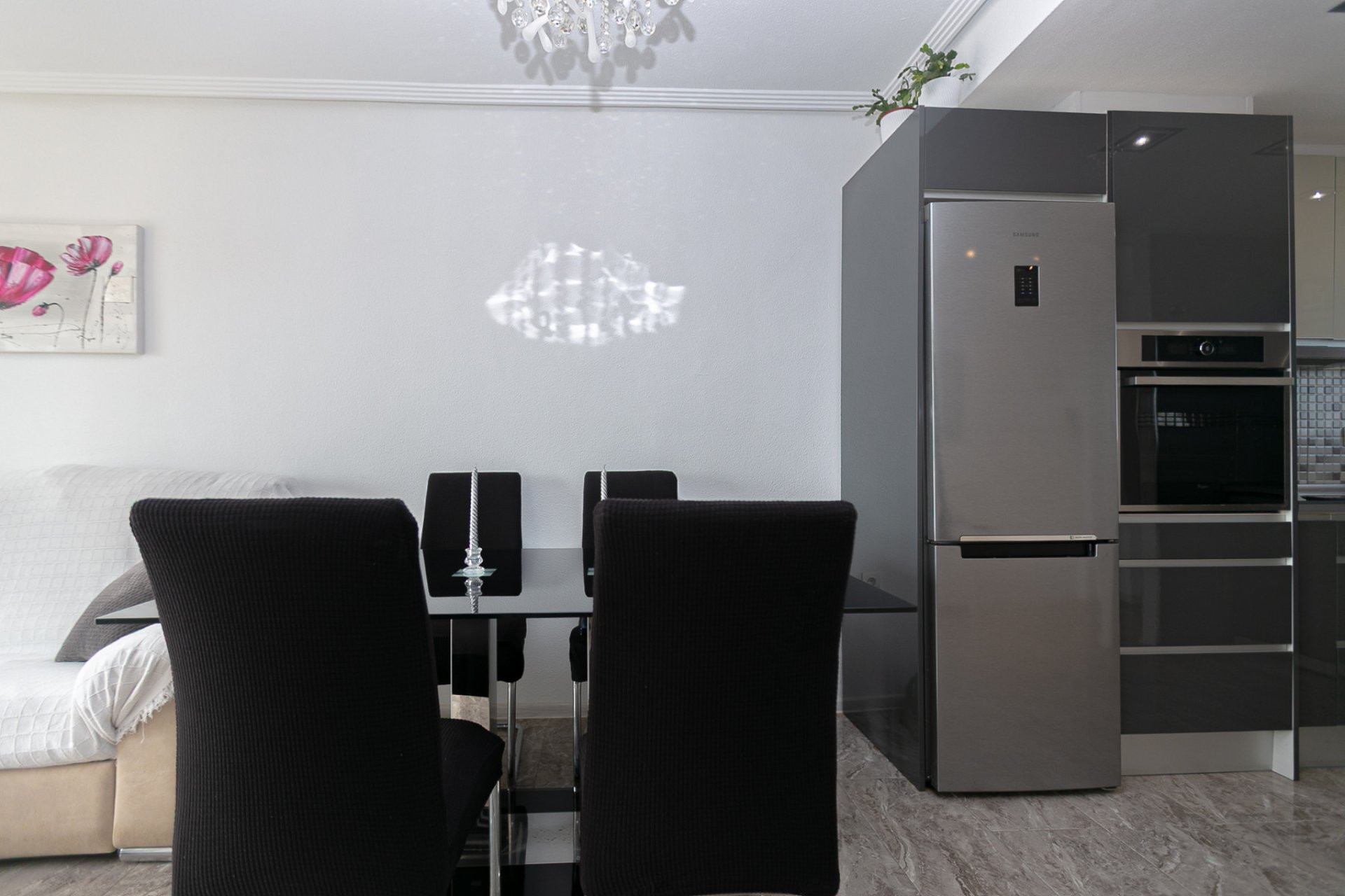 Herverkoop - Appartement / flat -
La Zenia - Beachside