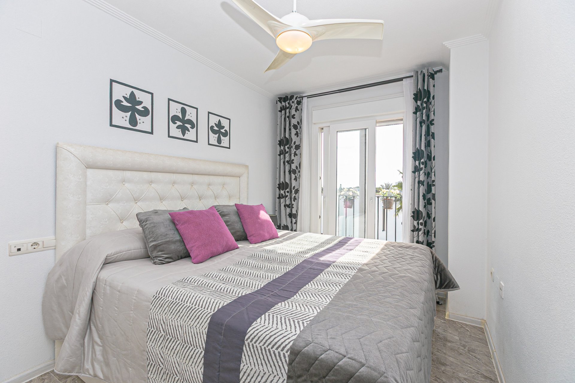 Herverkoop - Appartement / flat -
La Zenia - Beachside