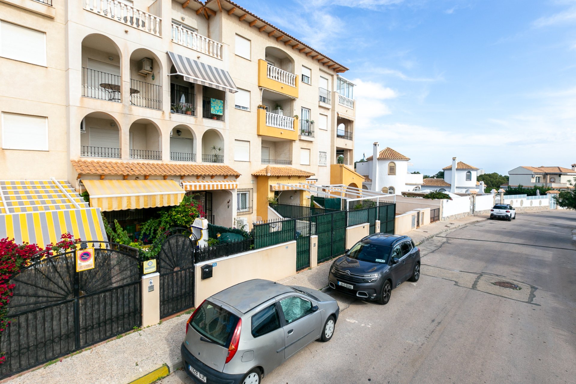 Herverkoop - Appartement / flat -
La Zenia - Beachside