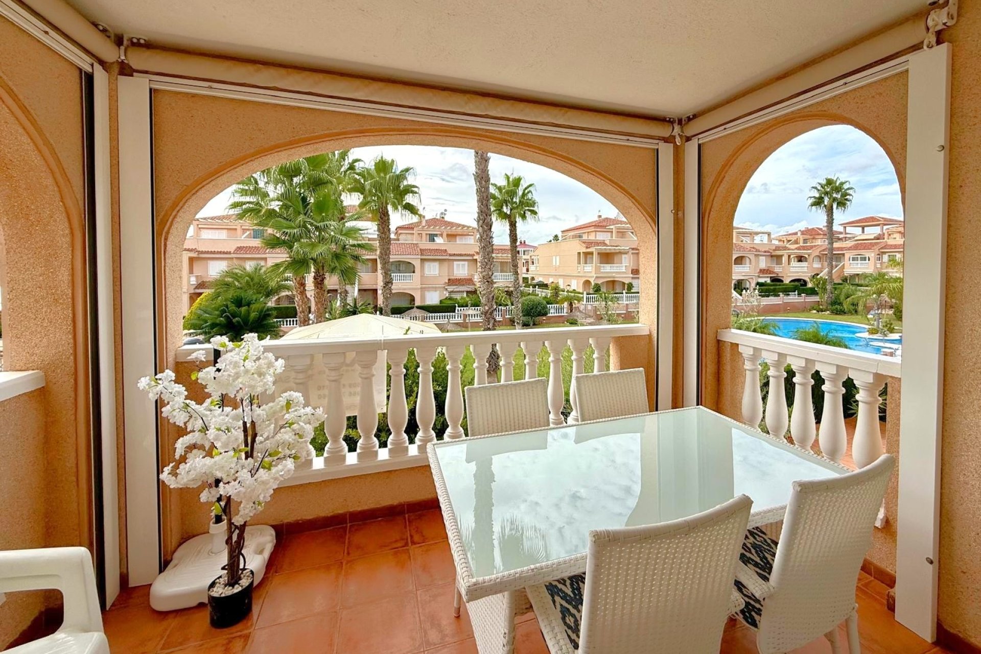 Herverkoop - Appartement / flat -
Orihuela Costa - Playa Flamenca