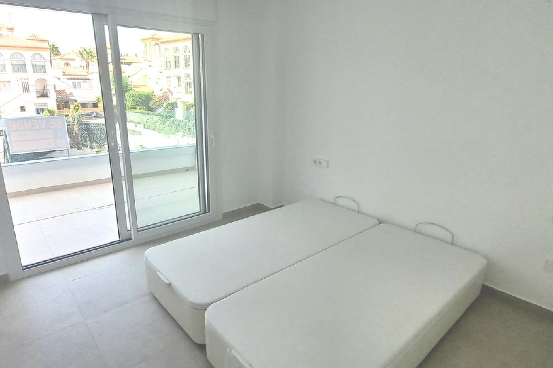 Herverkoop - Appartement / flat -
Playa Flamenca - Costa Blanca