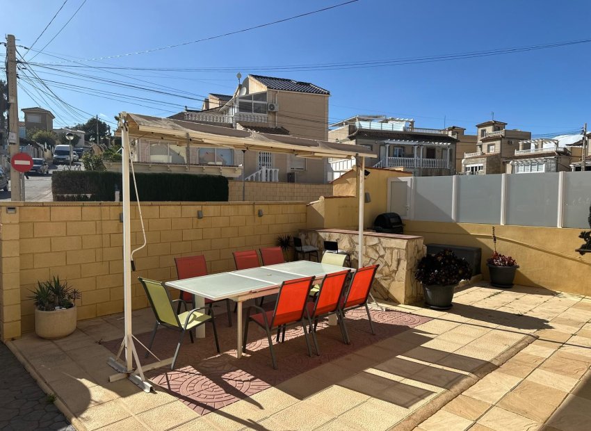Herverkoop - Appartement / flat -
San Miguel de Salinas - El Galan