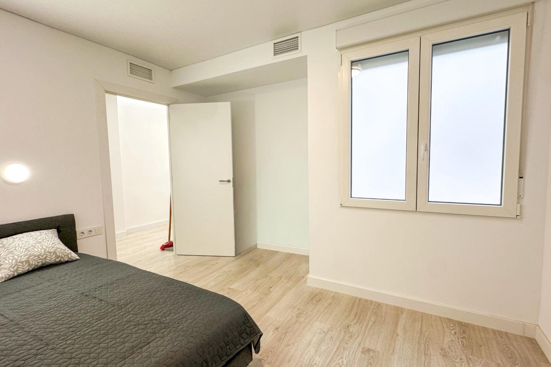 Herverkoop - Appartement / flat -
Torrevieja - El Acequión - Los Náufragos