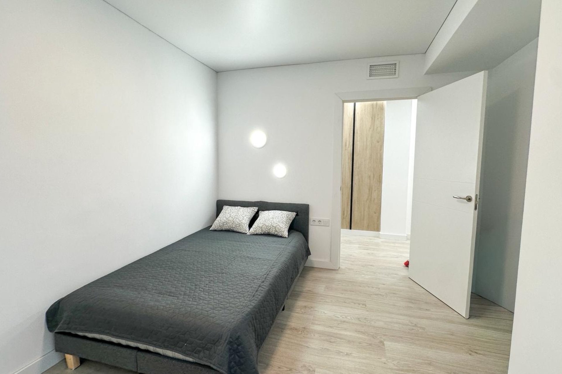 Herverkoop - Appartement / flat -
Torrevieja - El Acequión - Los Náufragos