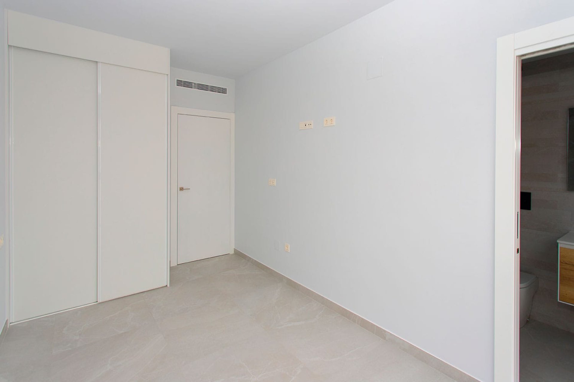 Herverkoop - Appartement / flat -
Torrevieja - Playa de los Locos