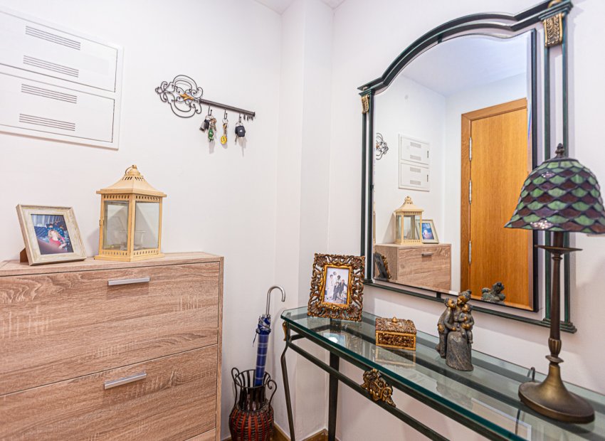 Herverkoop - Appartement / flat -
Torrevieja