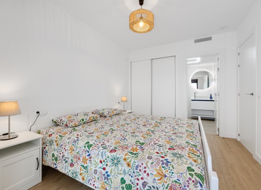 Herverkoop - Appartement / flat -
Villamartín - PAU 8