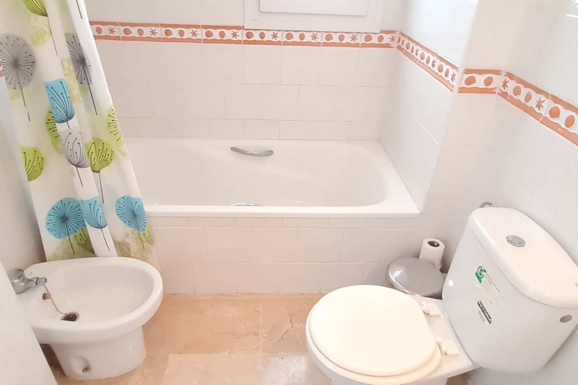 Herverkoop - Appartement / flat -
Villamartín - PAU 8