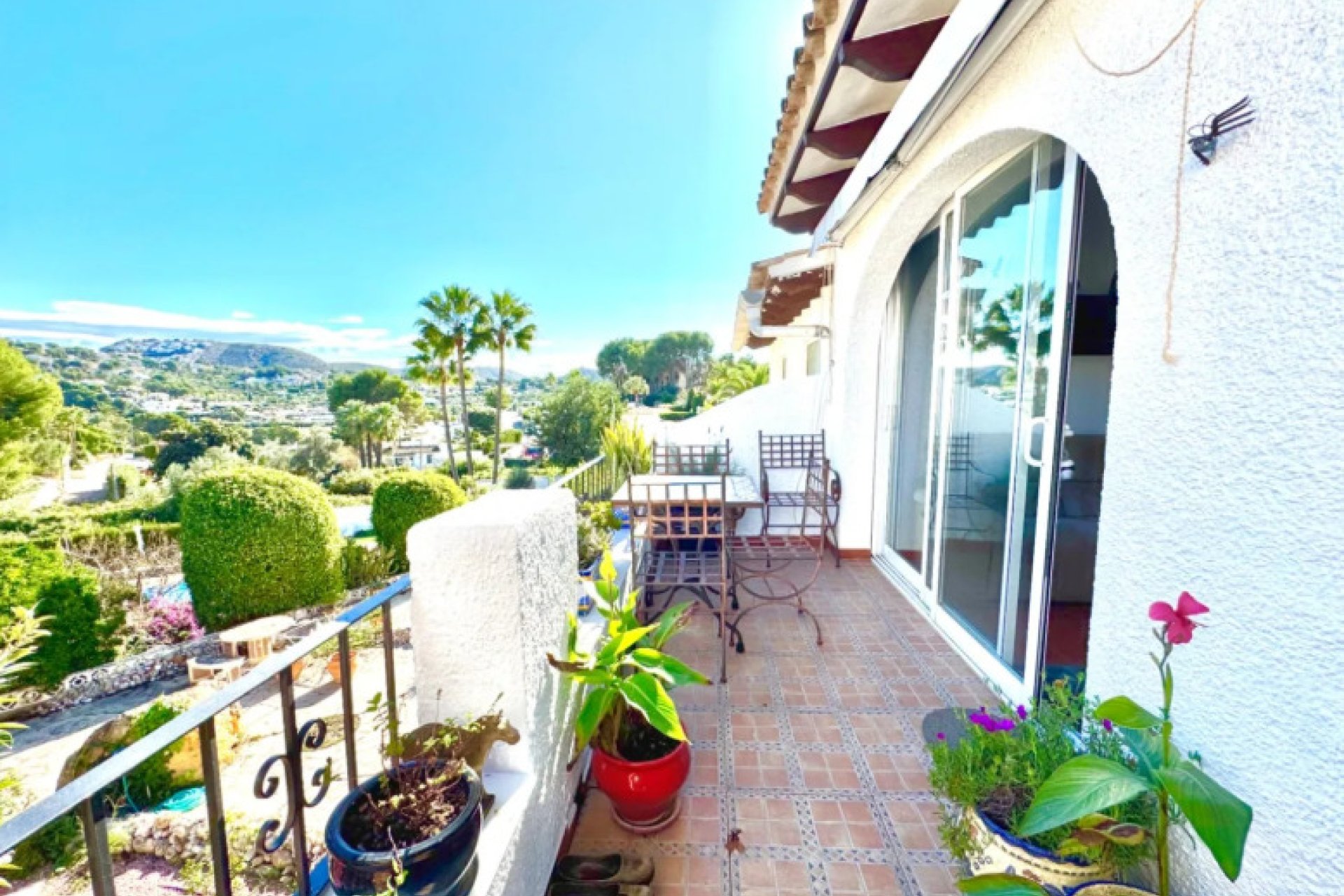 Herverkoop - Herenhuis -
Moraira - Tabaira