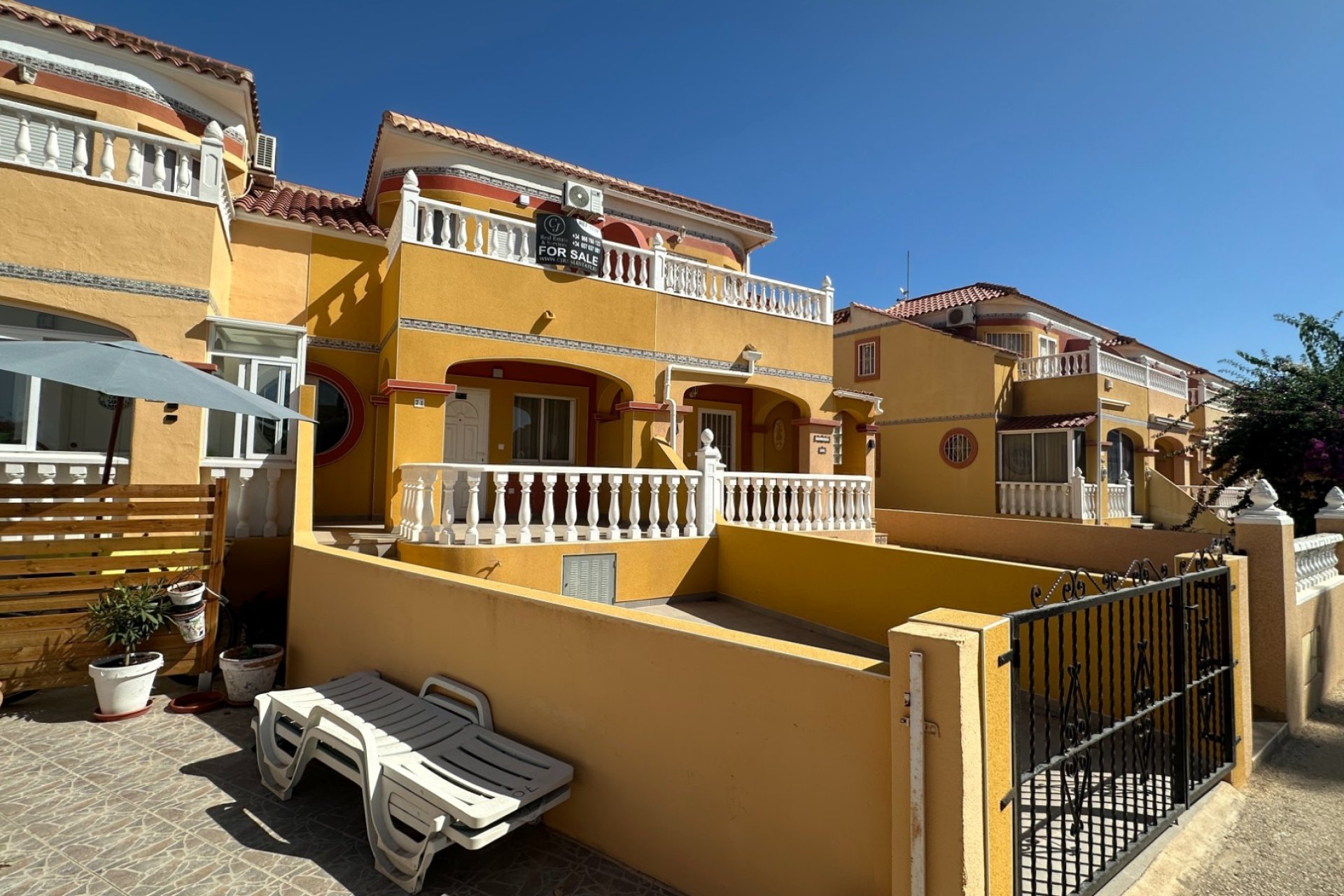 Herverkoop - Herenhuis -
Orihuela Costa - Cabo Roig