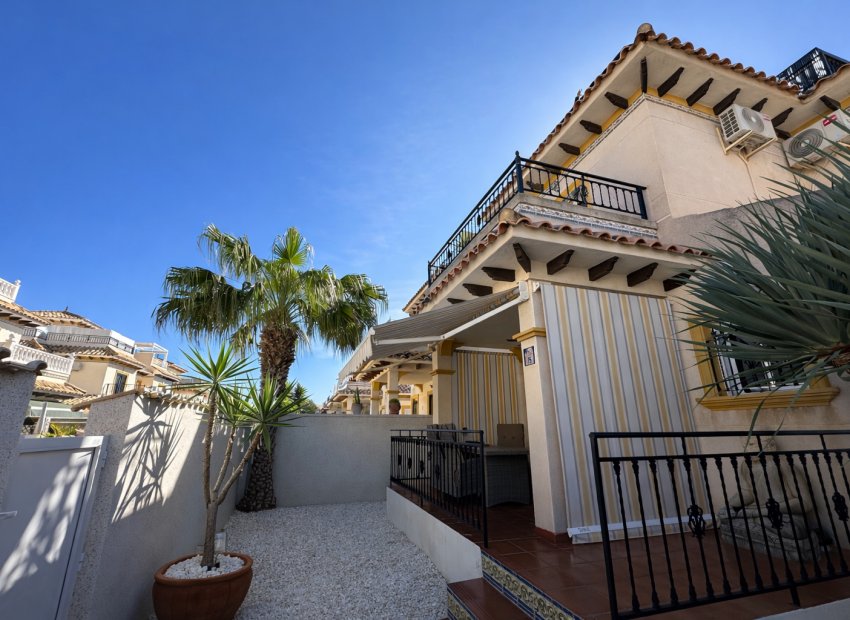 Herverkoop - Herenhuis -
Orihuela Costa - La Zenia