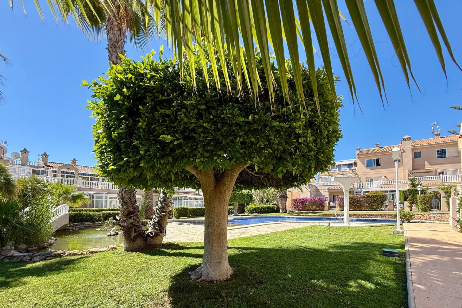 Herverkoop - Herenhuis -
Orihuela Costa - Playa Flamenca