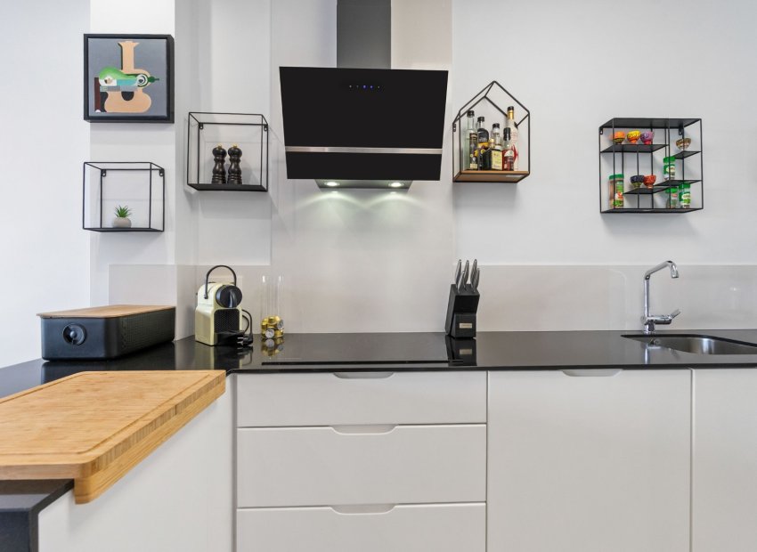 Herverkoop - Herenhuis -
Orihuela Costa - Villamartin