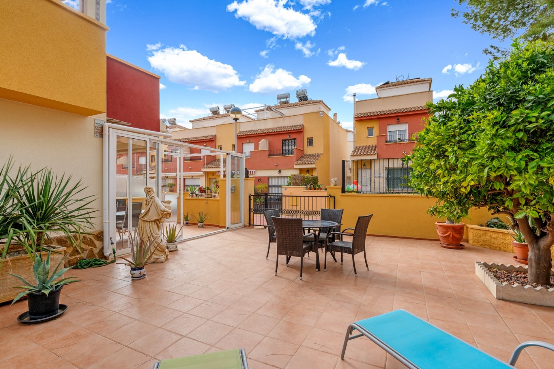 Herverkoop - Herenhuis -
Orihuela Costa - Villamartin