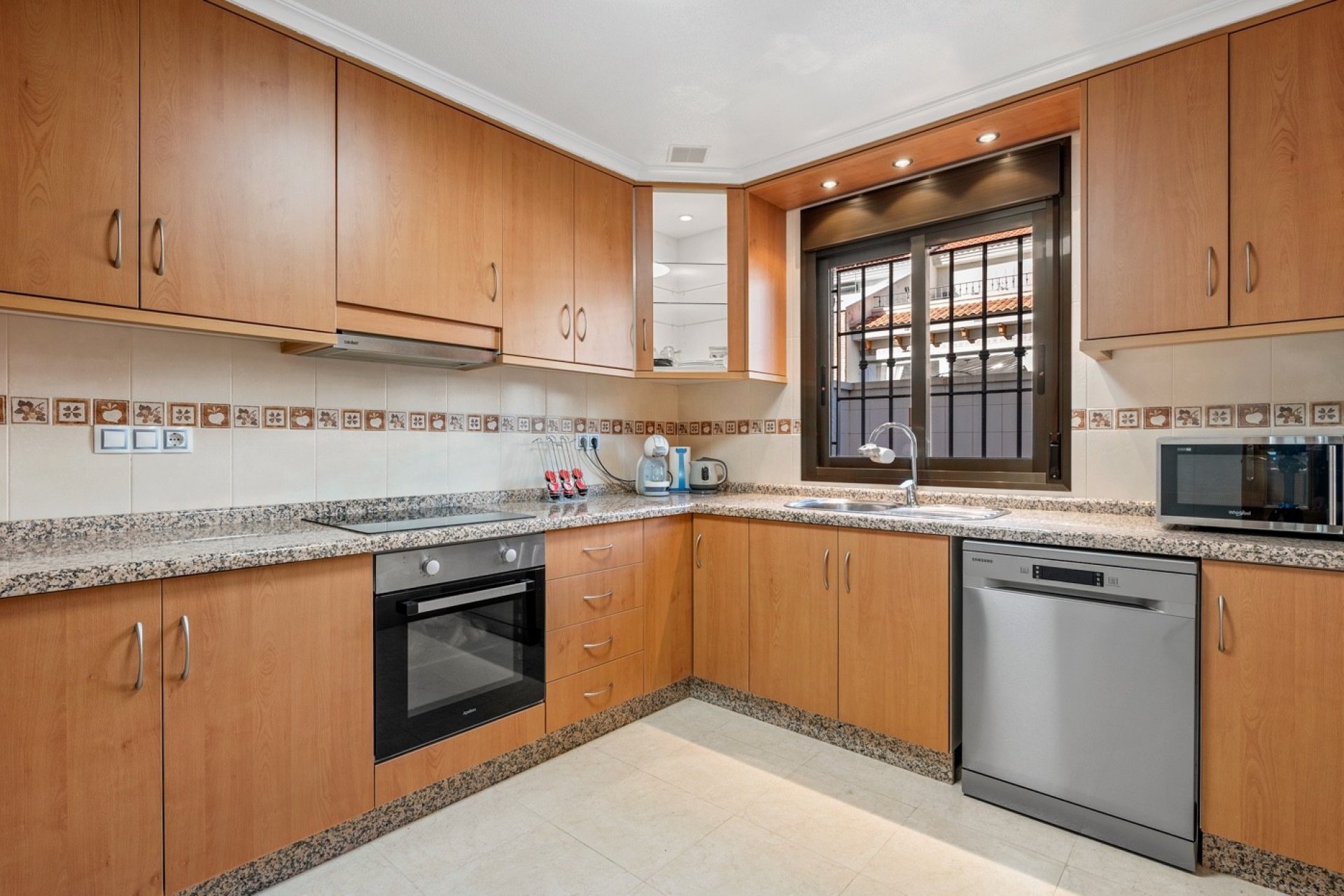 Herverkoop - Herenhuis -
San Miguel de Salinas