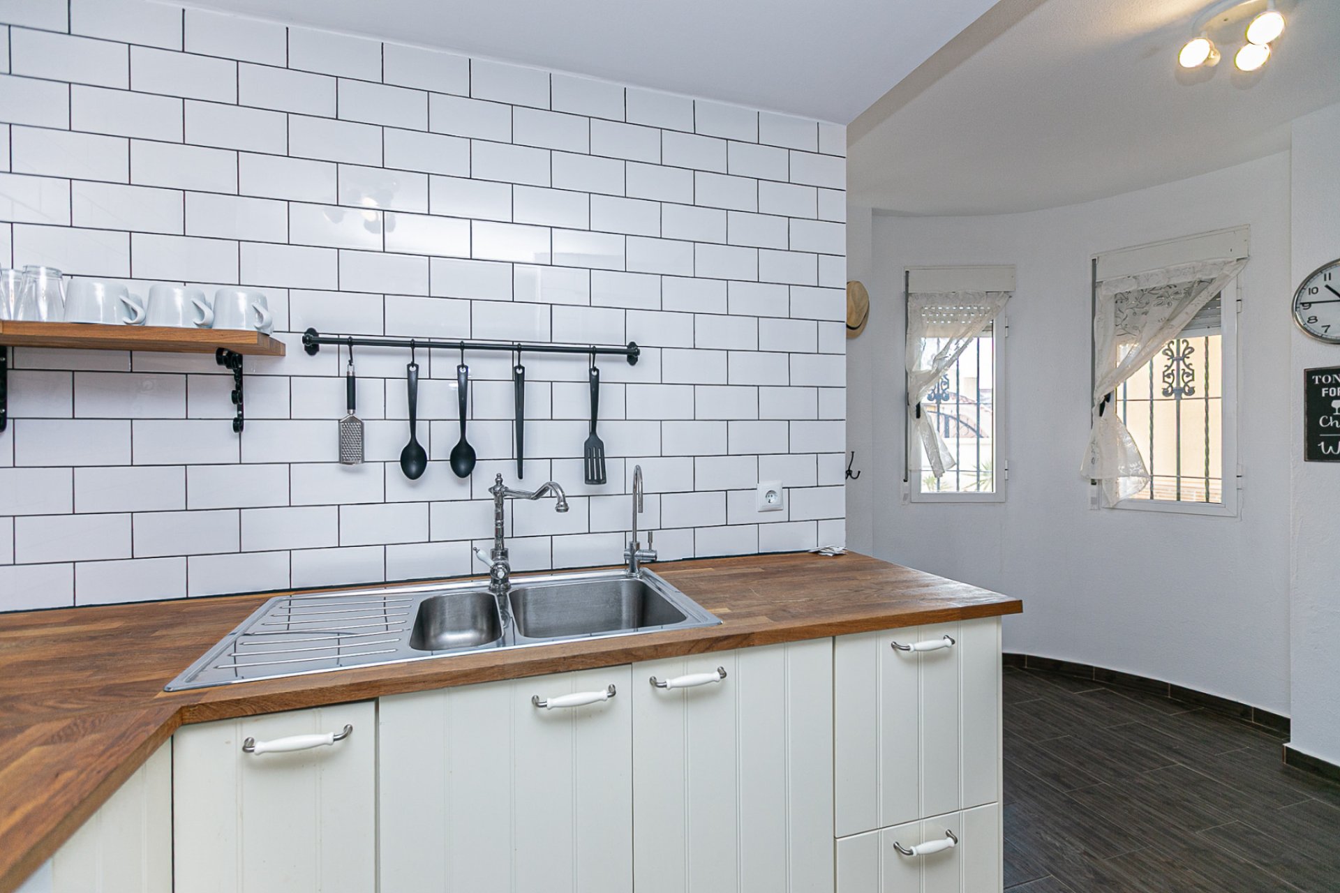 Herverkoop - Herenhuis -
Torrevieja - Torretas