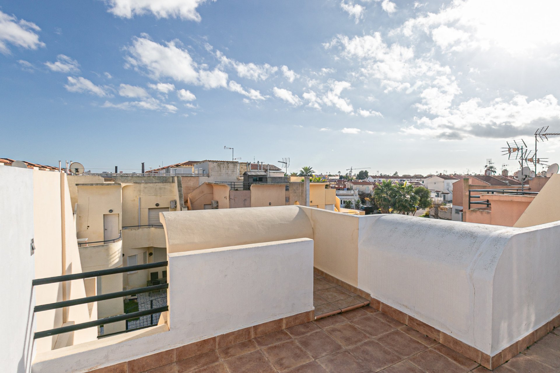 Herverkoop - Herenhuis -
Torrevieja - Torretas