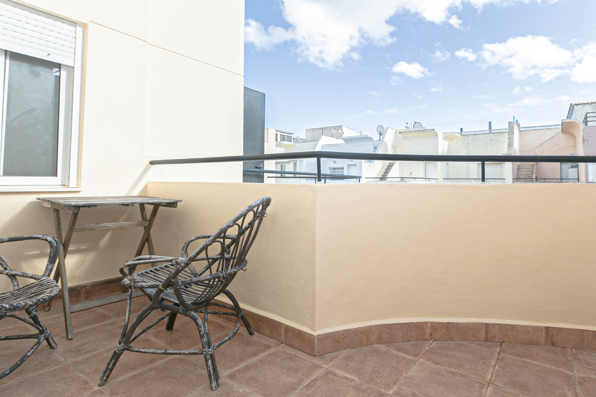 Herverkoop - Herenhuis -
Torrevieja - Torretas