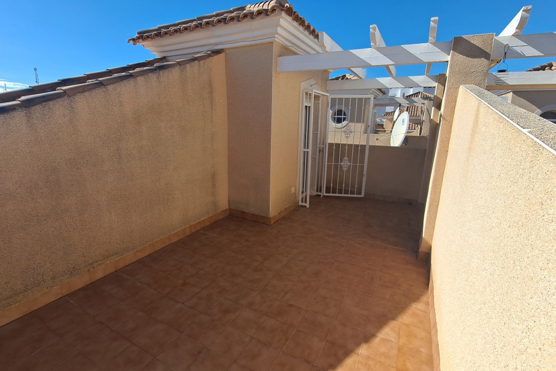 Herverkoop - Herenhuis -
Villamartín - Las Filipinas