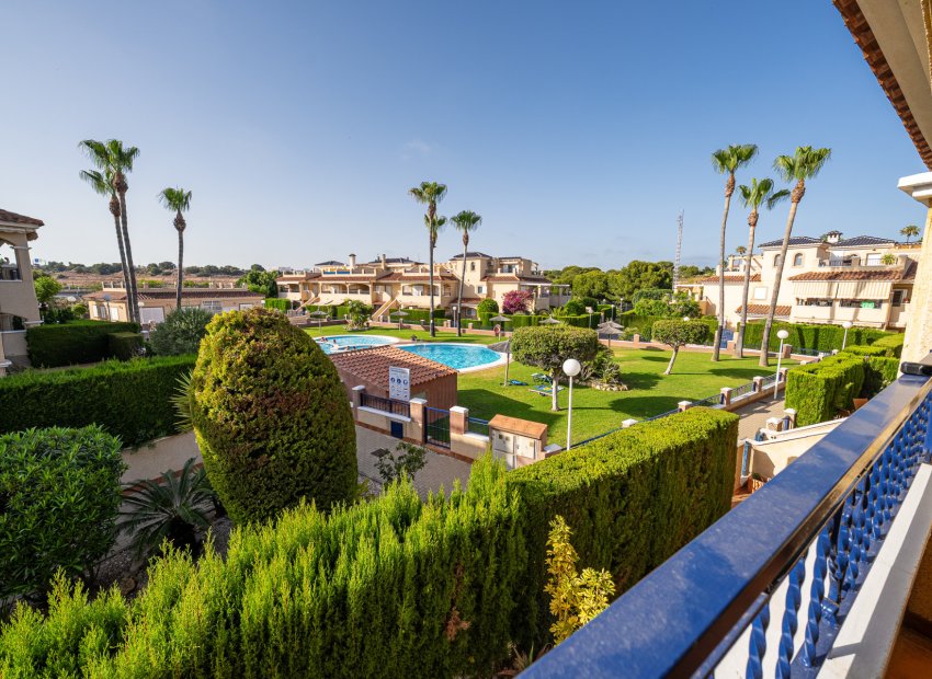 Herverkoop - Penthouse -
Mil Palmeras - Riomar