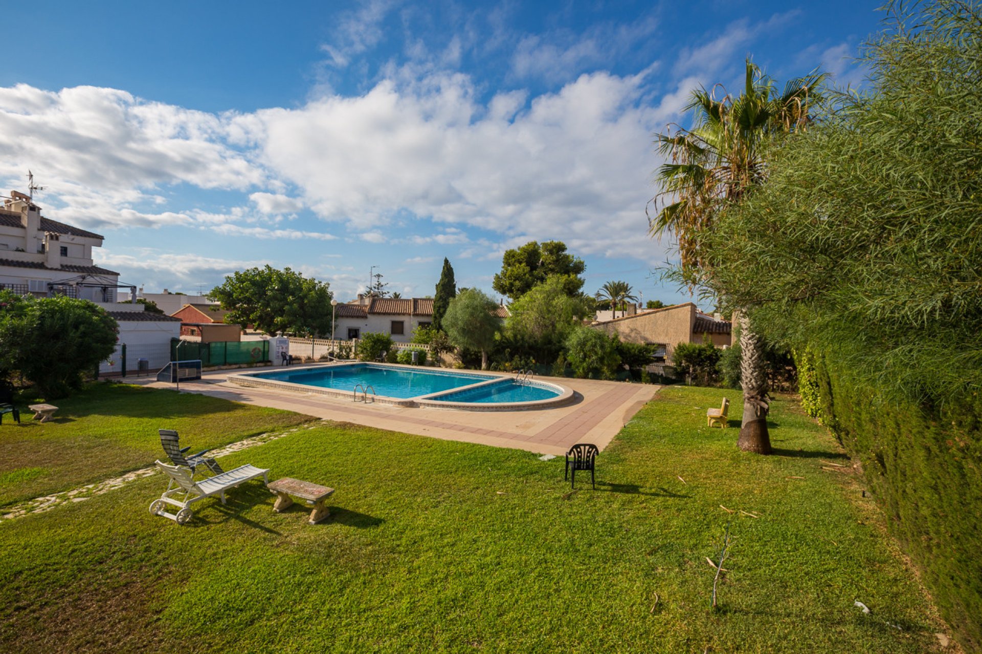 Herverkoop - Penthouse -
Punta Prima - Beachside