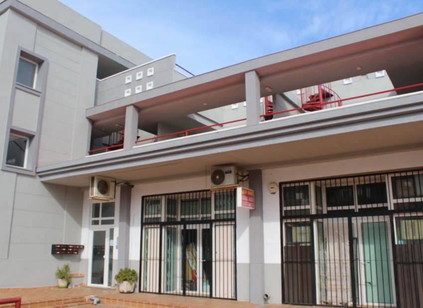 Herverkoop - Penthouse -
Villamartín - El Galan 