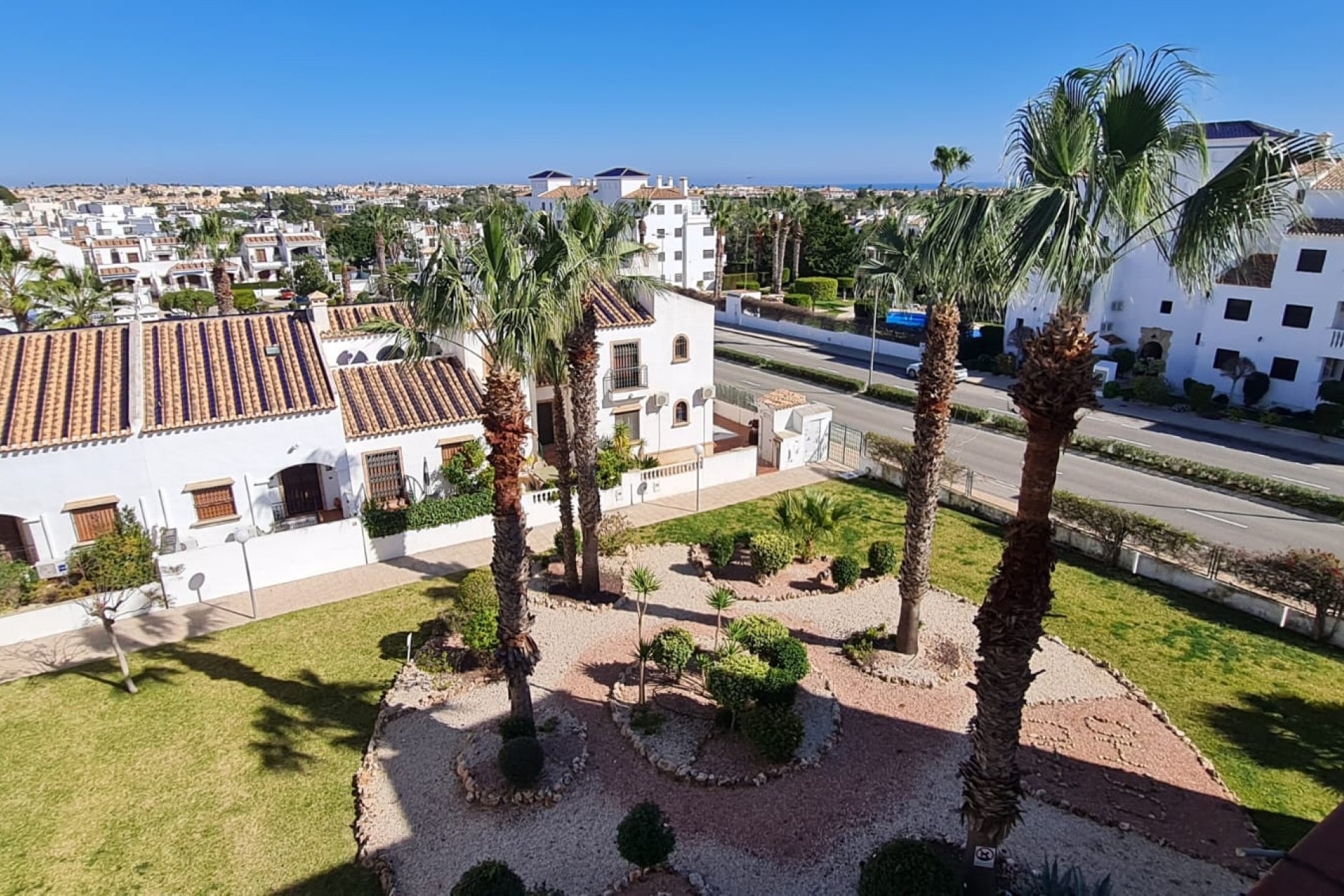 Herverkoop - Penthouse -
Villamartín - PAU 8