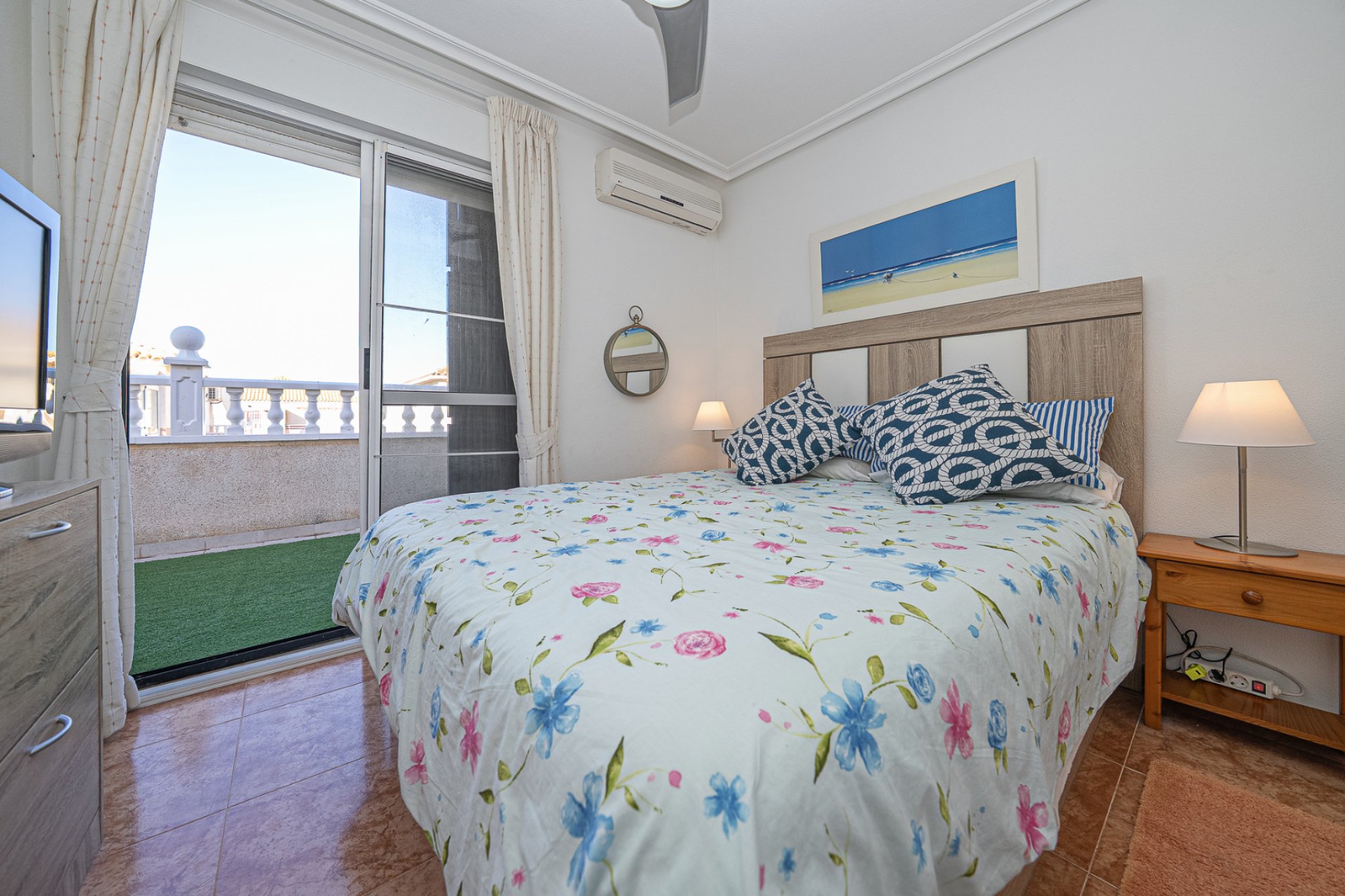 Herverkoop - Quad House -
Cabo Roig - La Regia