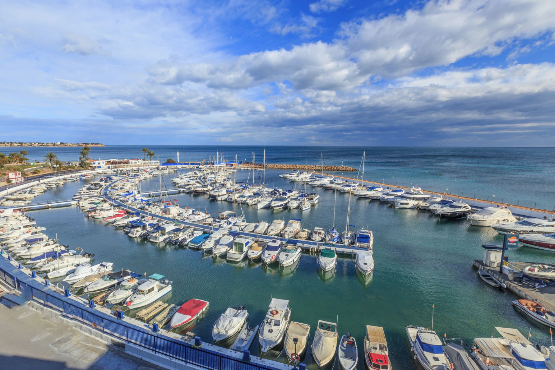 Herverkoop - Quad House -
Cabo Roig - La Regia