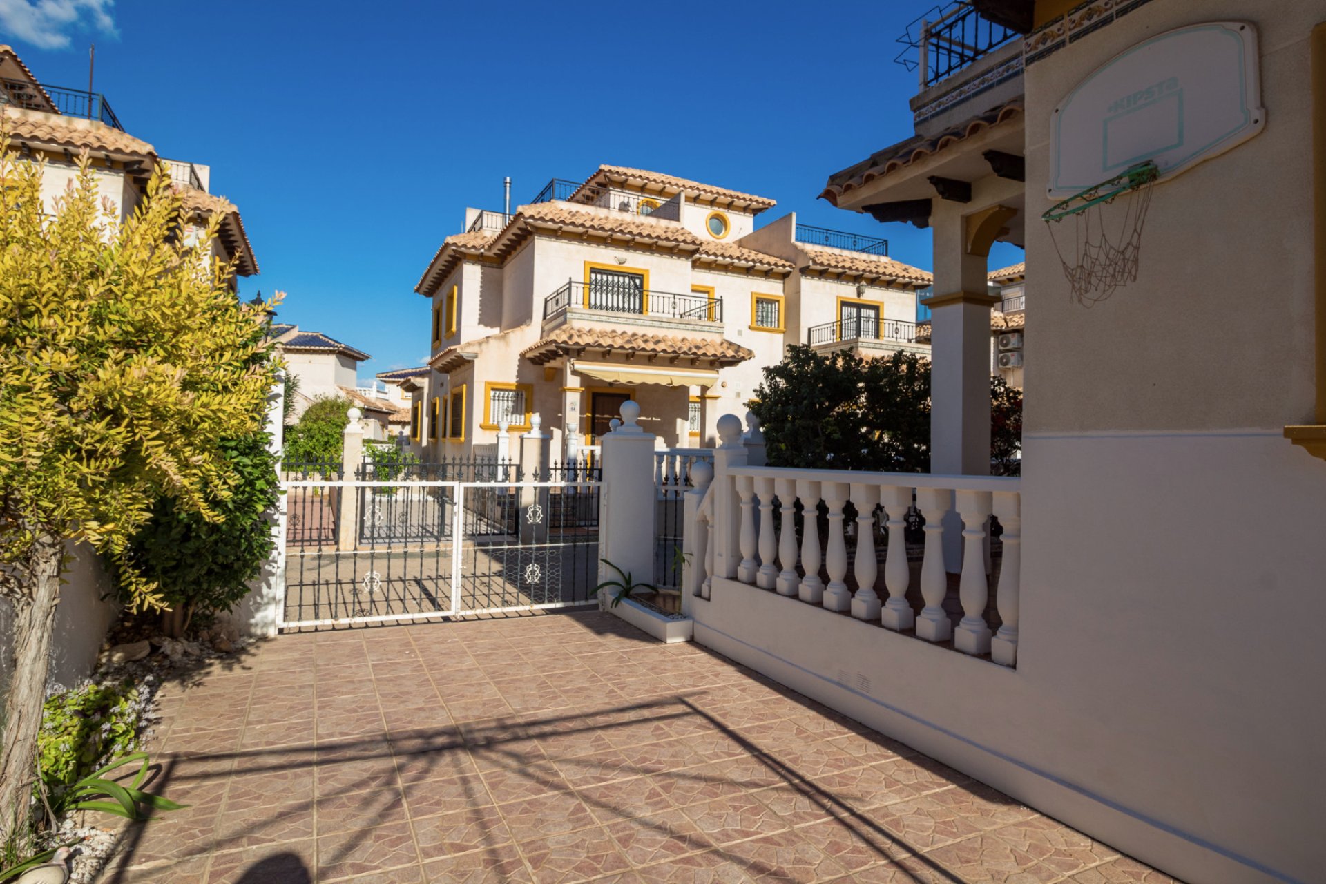 Herverkoop - Quad House -
La Zenia - Villas San Jose