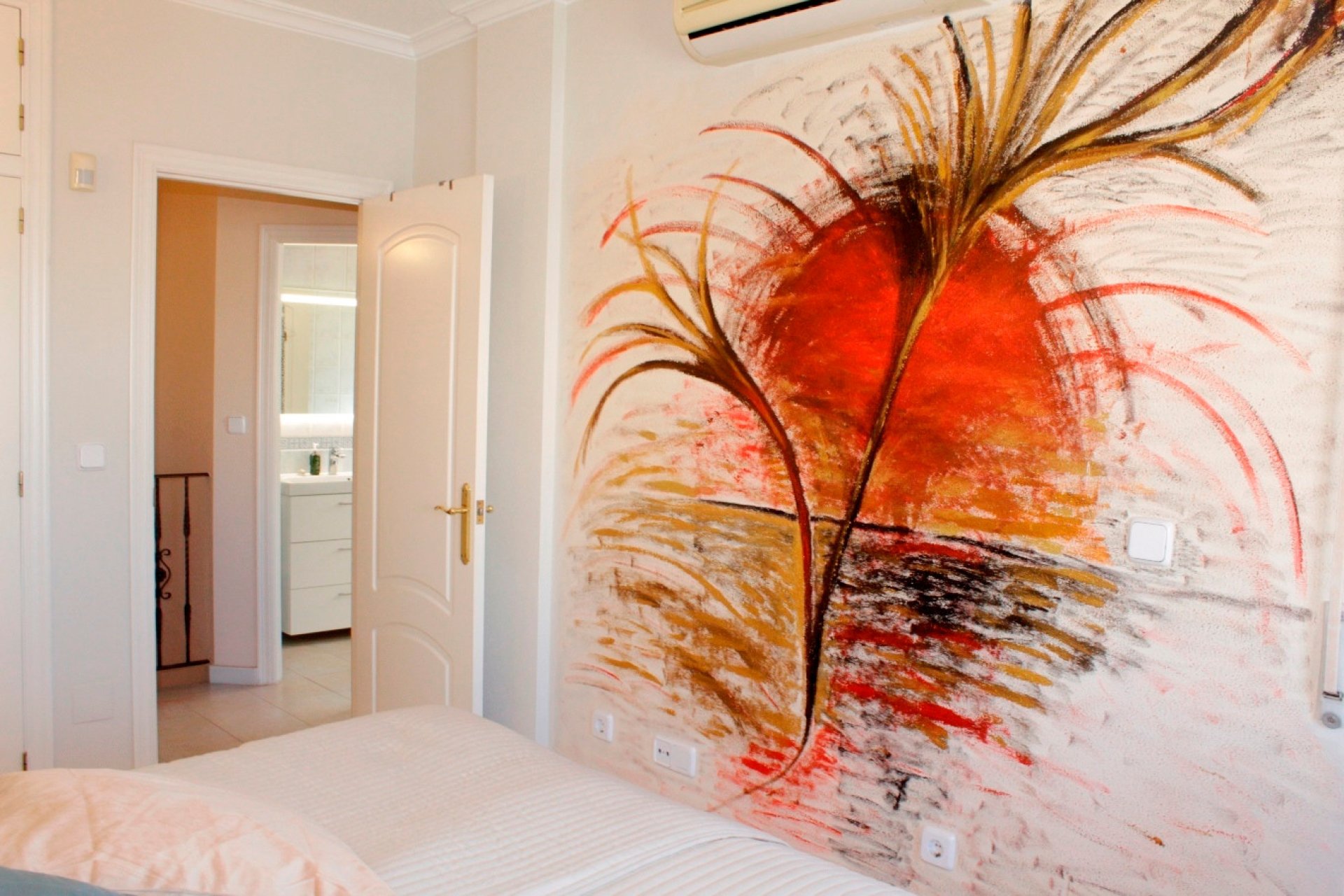 Herverkoop - Quad House -
Villamartín - PAU 8