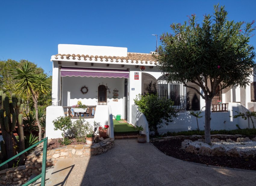 Herverkoop - Semi detached villa -
Villamartin - Fortuna