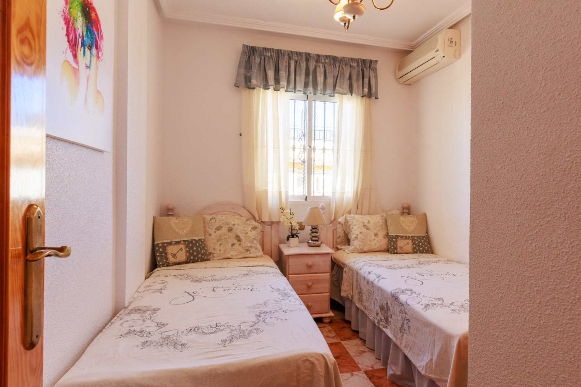 Herverkoop - Semi - Detached Villa -
Villamartín - Pinada Golf