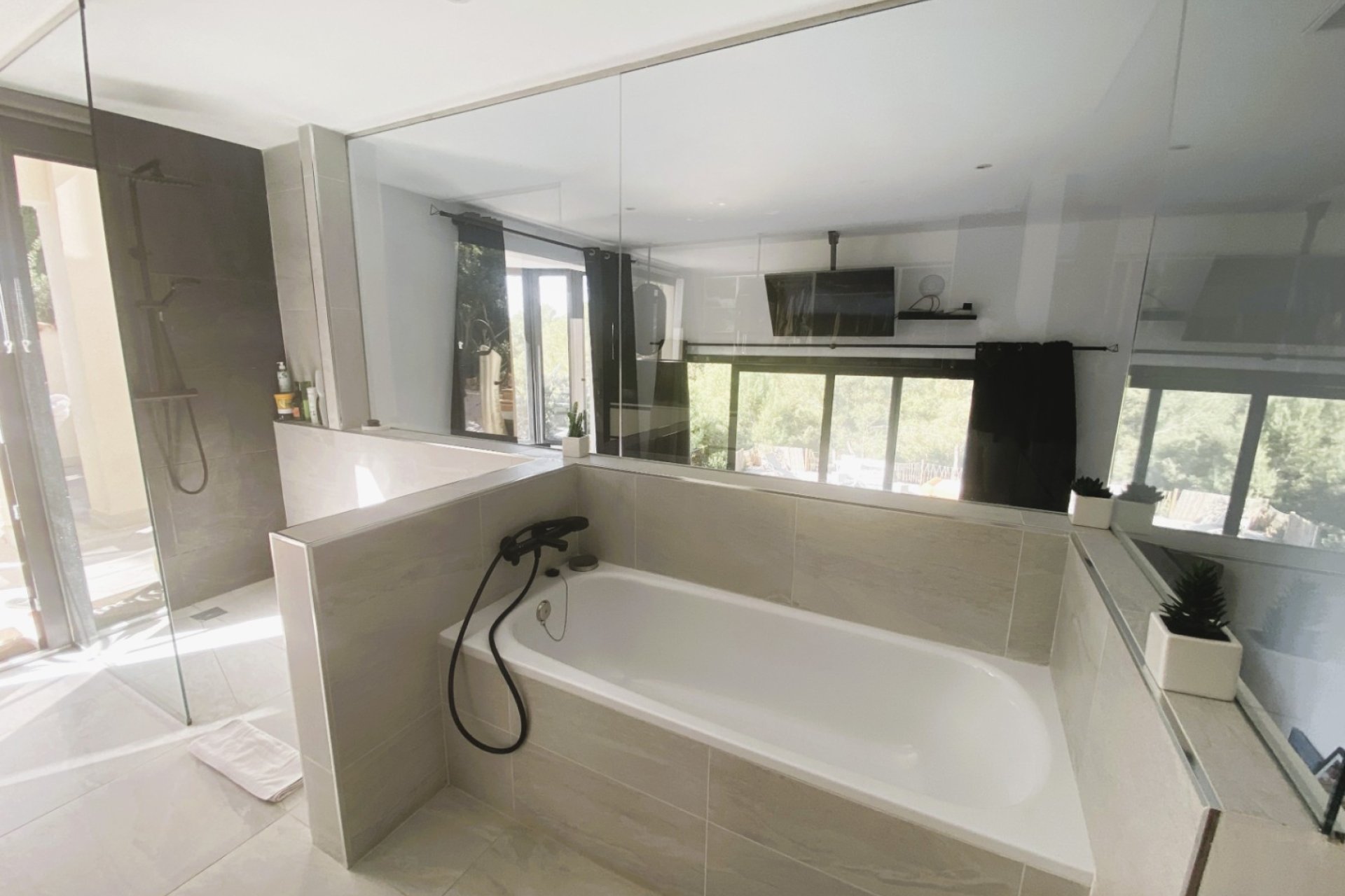Herverkoop - Villa -
Calviá - Mallorca