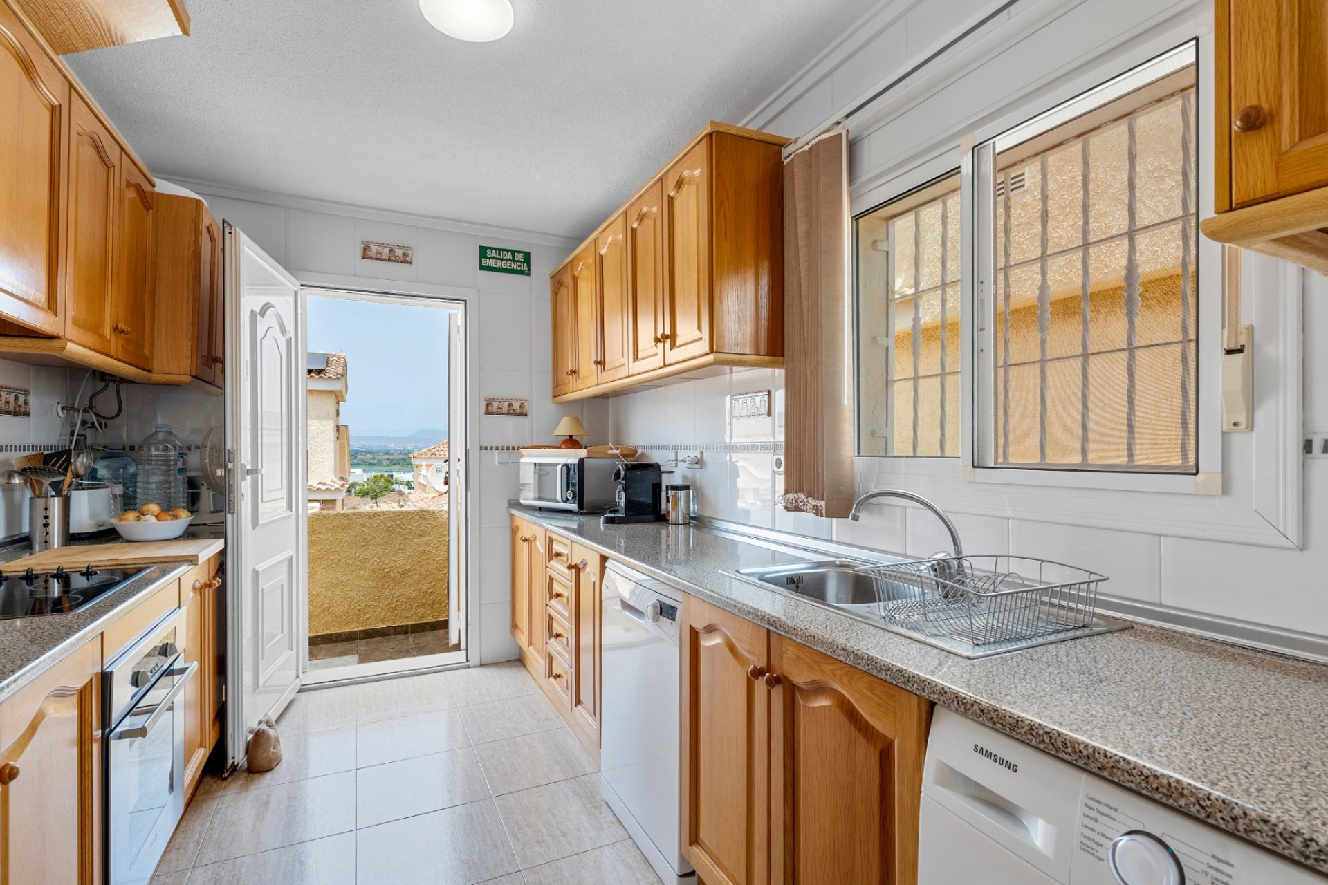 Herverkoop - Villa -
Gran Alacant - Costa Blanca